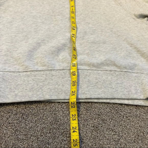 NWOT New Victoria Sport Short Sleeve Sweatshirt M - Picture 11 of 12